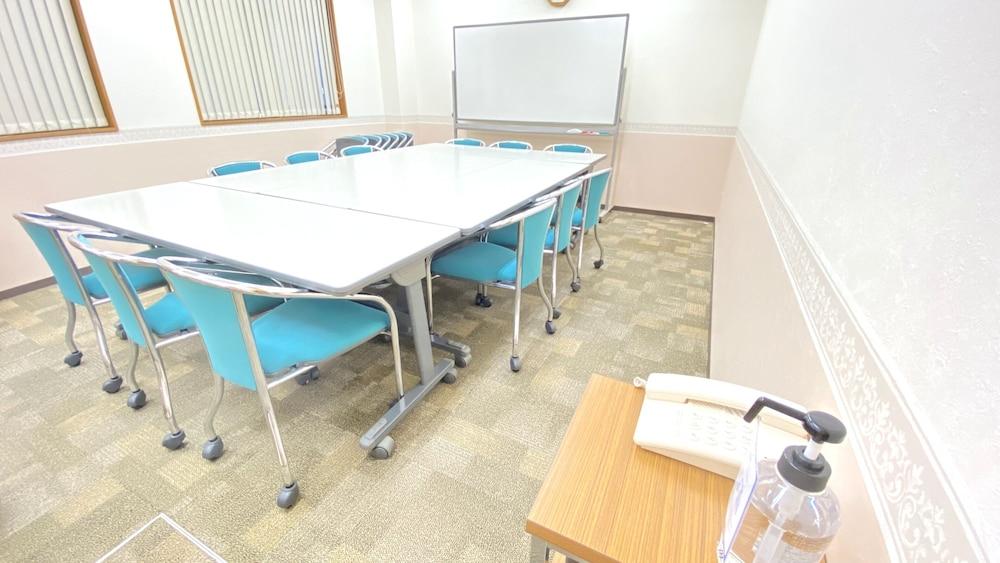 Hotel Toyoko Matsuyama Ichibancho